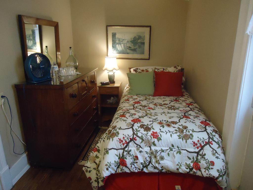 Governor'S Mansion Inn Miramichi Zimmer foto